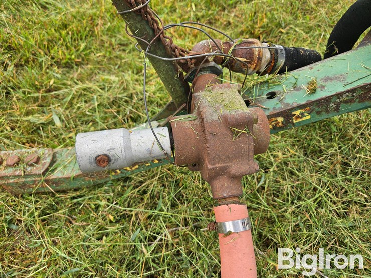 john-deere-32b-image-13