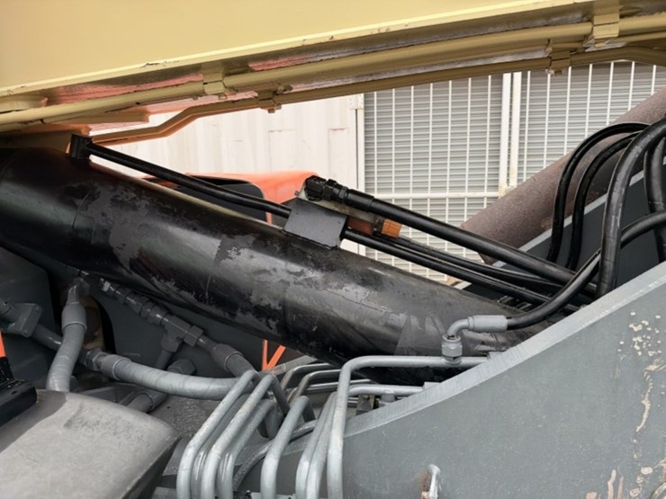 2012-jlg-g9-43a-image-27