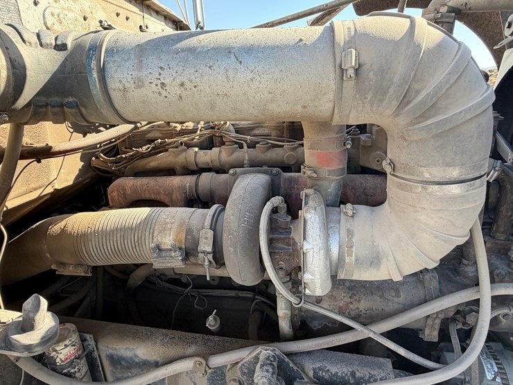 #2532-•-kenworth-w928-tandem-axle-dump-truck-image-40