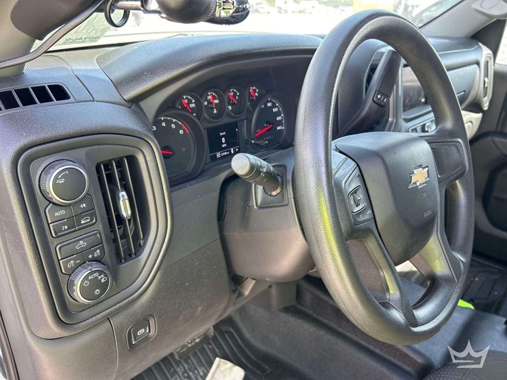 2022-chevrolet-silverado-1500-image-10