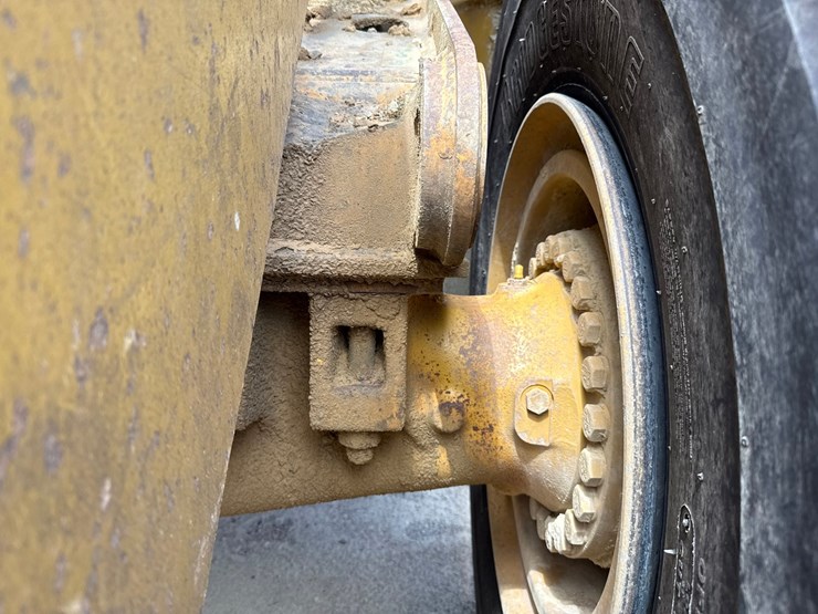 2010-caterpillar-980h-image-24