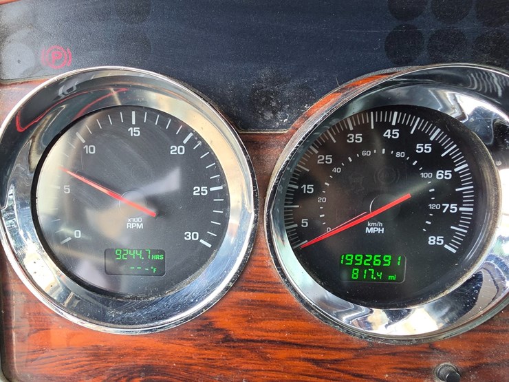 2007-kenworth-w900-image-73