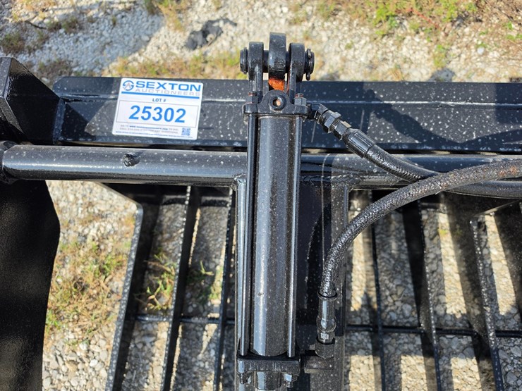 #25302-•-skid-steer-brush-grapple-image-6