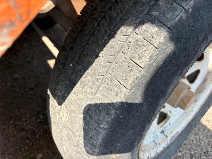 2010-broce-rjt350-image-60