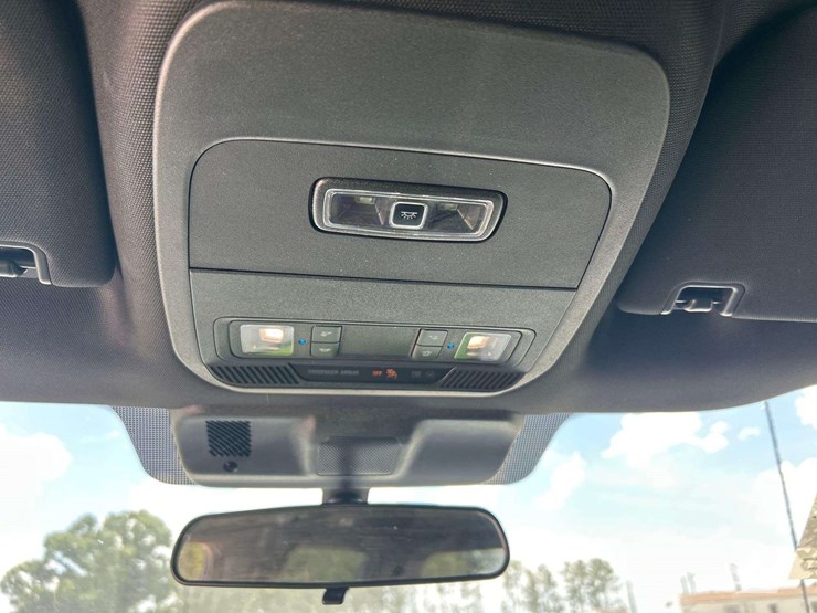 2022-ford-f150-image-21