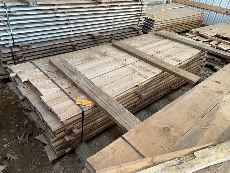 #1667-•-bundle-of-pine-boards-image-1