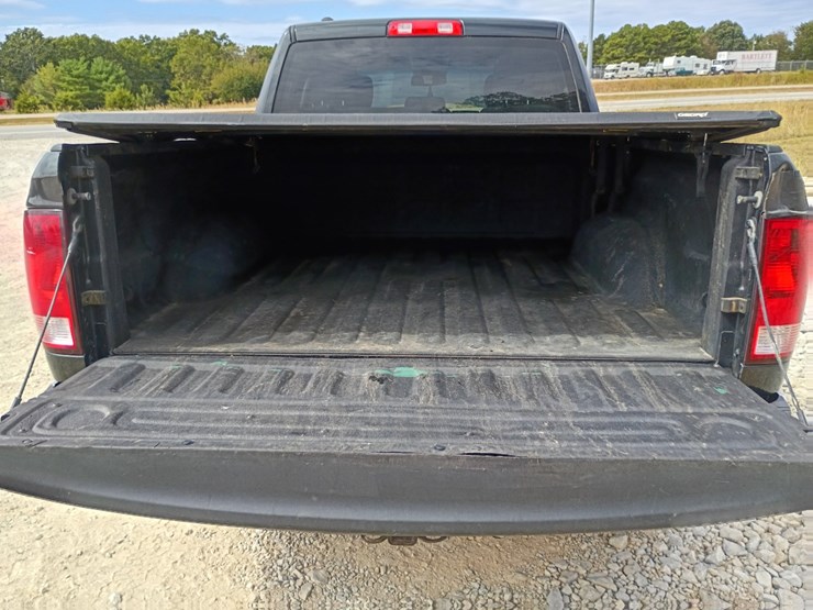 2018-dodge-1500-image-68