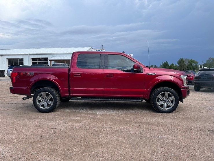 2019-ford-f150-lariat-image-2