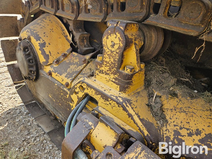 1968-caterpillar-d8h-image-19