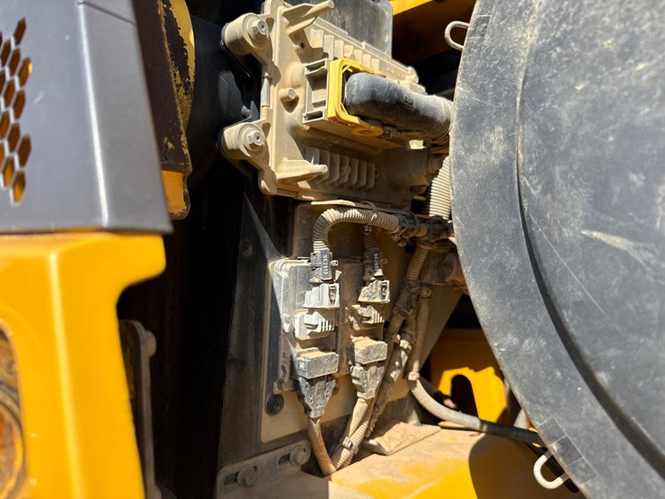 2020-volvo-a45g-image-25