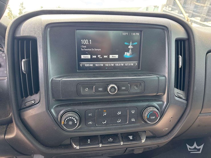 2018-chevrolet-silverado-3500-image-16