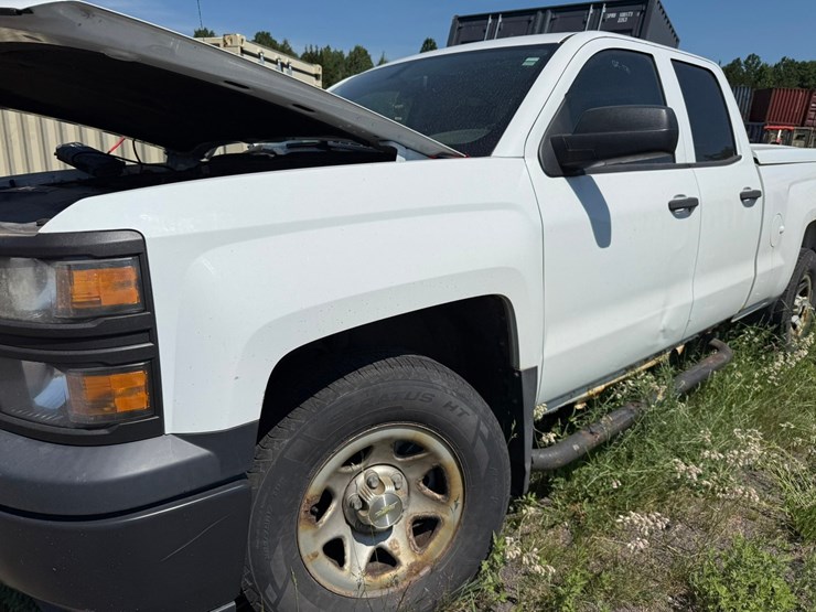 2014-chevrolet-1500-image-17