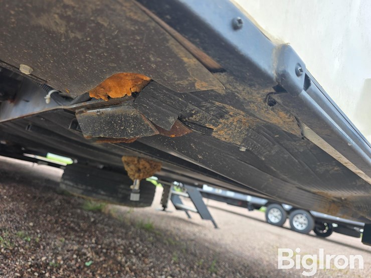 2017-keystone-montana-3730fl-5th-wheel-camper-image-11