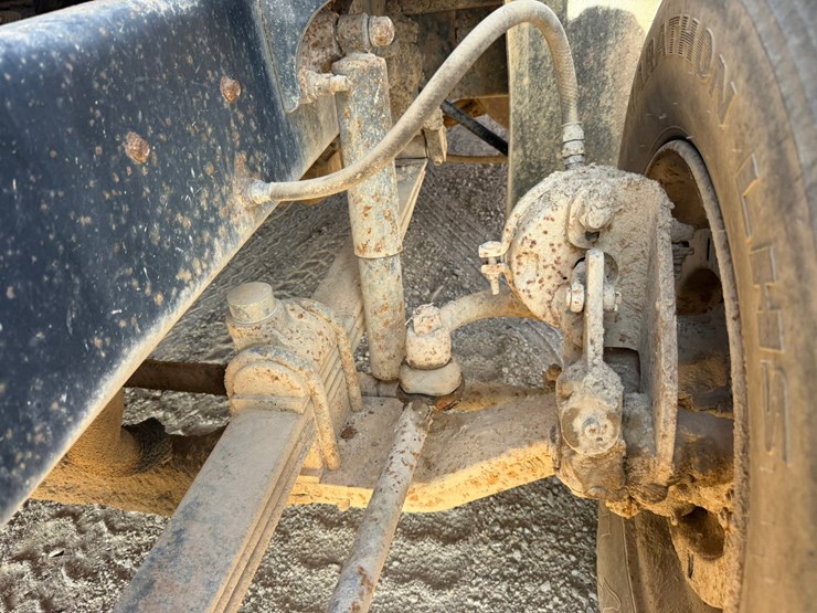 1994-mack-ch613-image-11