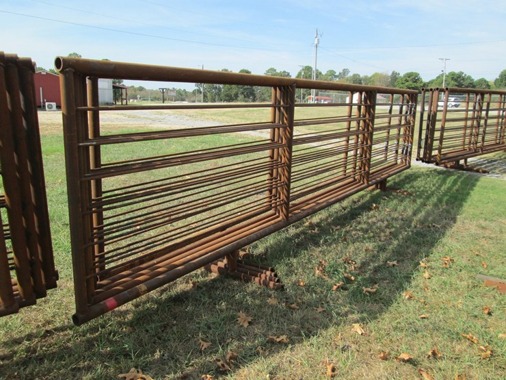 #44942-•-lot-of-(5)-24'-cattle-panels-inv#44942-image-2
