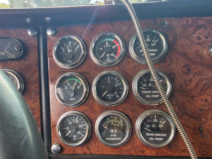 2006-peterbilt-379-image-50
