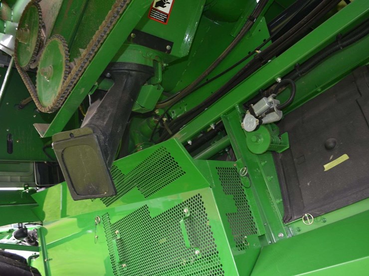 2012-john-deere-s550-image-34