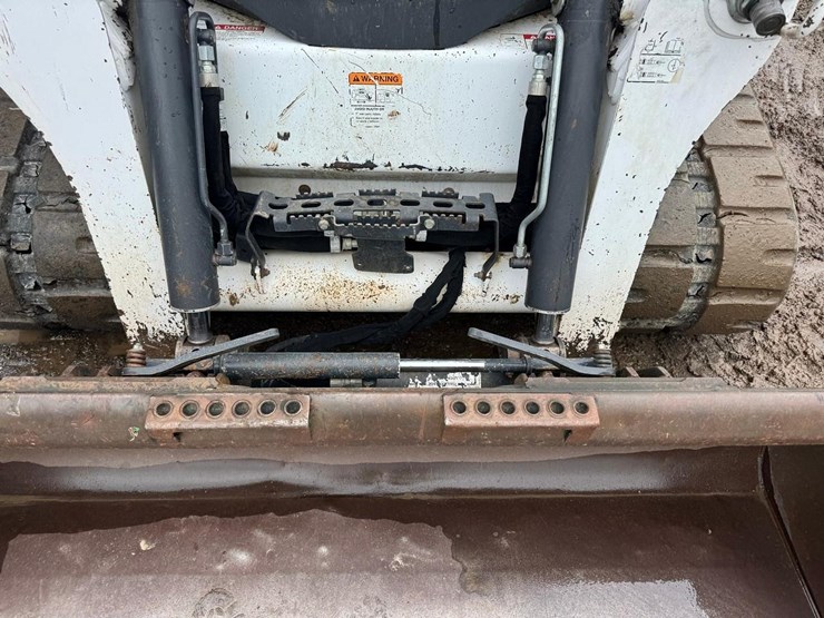 2016-bobcat-t650-image-11