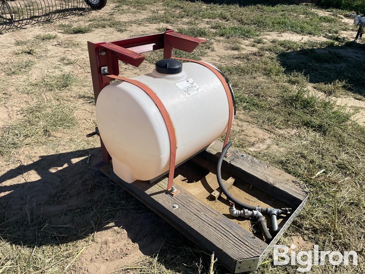 3-pt-sprayer-tank-image-7