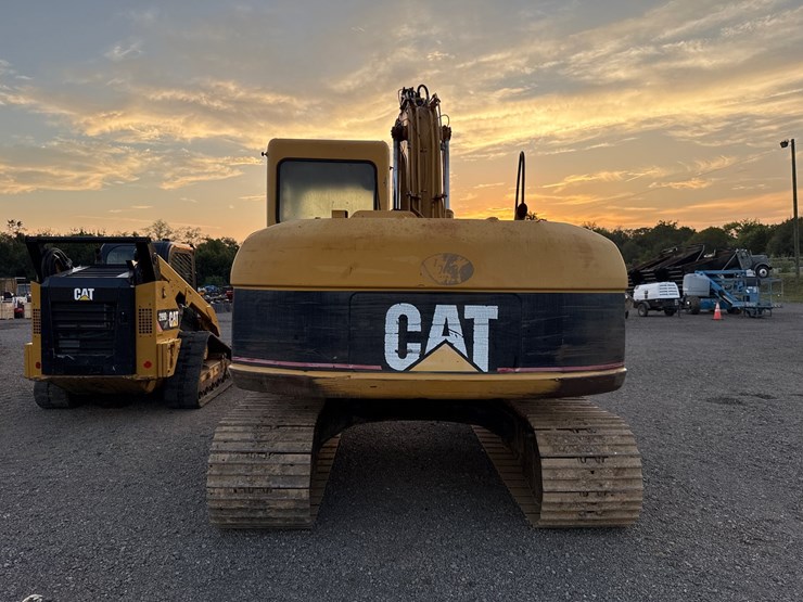 caterpillar-312cl-image-10