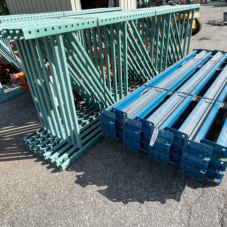 #4026 • Teardrop Pallet Racking (Shed)
