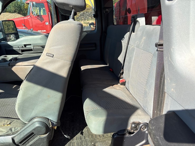 2014-ford-f350-image-49