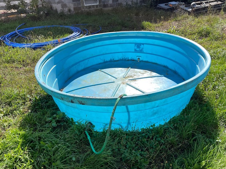 #1636-•-behlen-8'-ploy-stock-tank-image-2