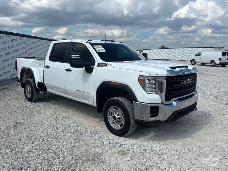 2022-gmc-sierra-2500-image-2