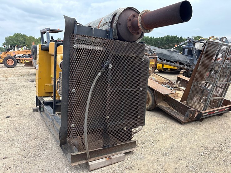 2007-caterpillar-225-kw-image-4