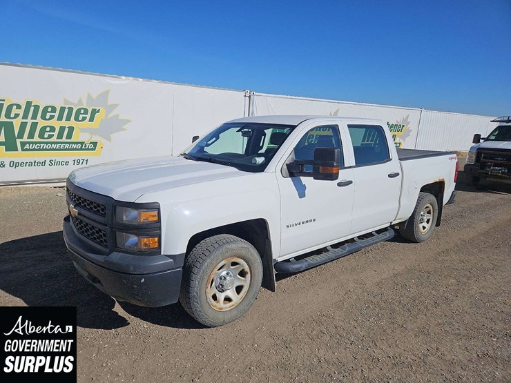 2015-chevrolet-silverado-1500-image-1