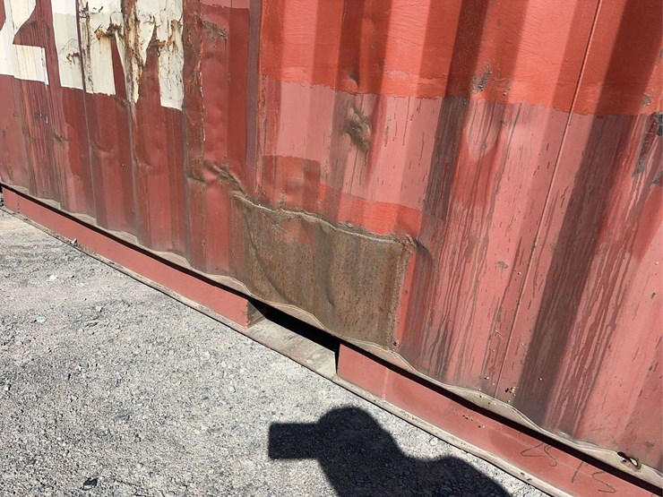 20’-shipping-container-image-11