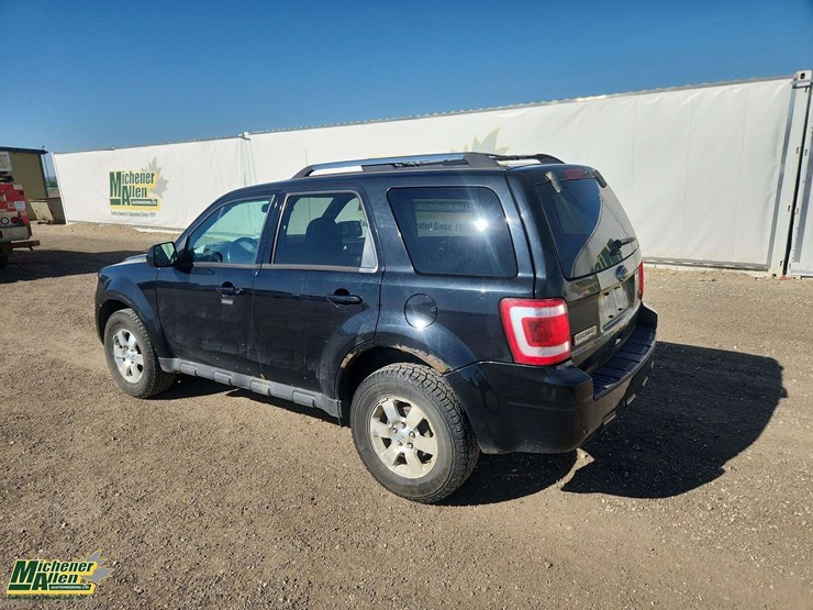 2012-ford-escape-image-3