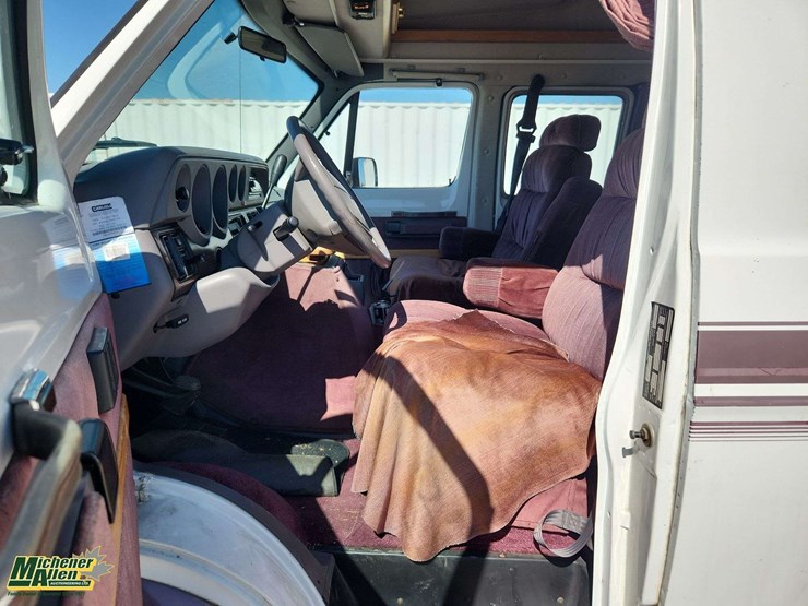 1995-dodge-ram-van-image-13