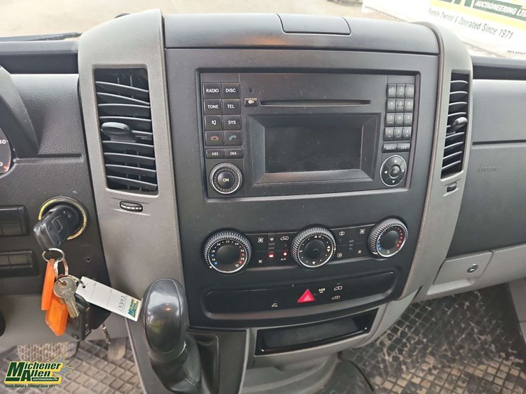 2013-mercedes-benz-sprinter-3500-image-20