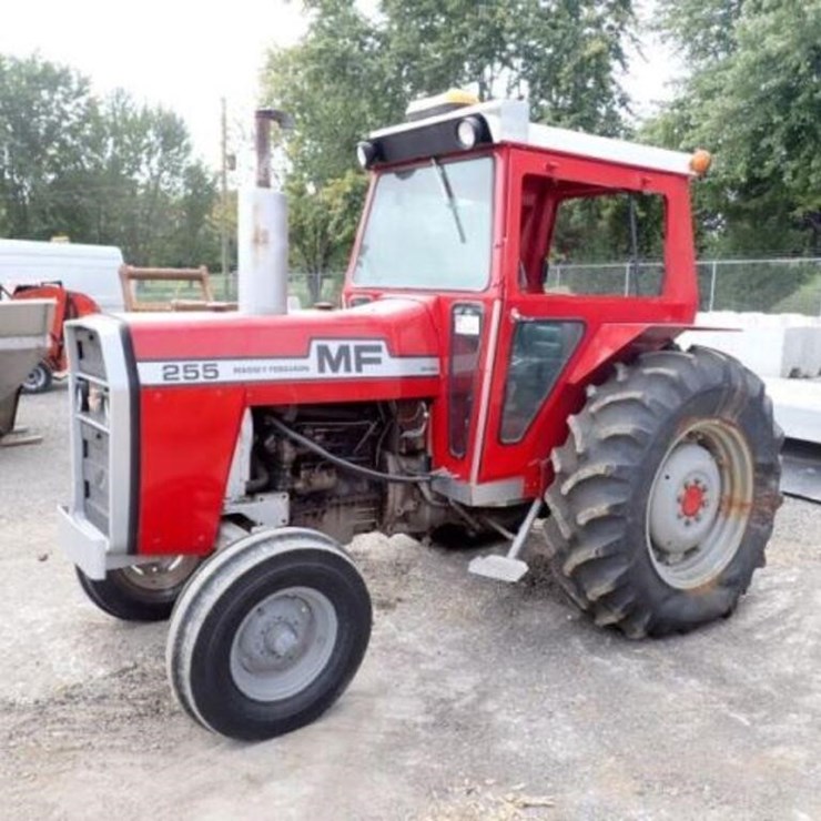 MASSEY-FERGUSON 255