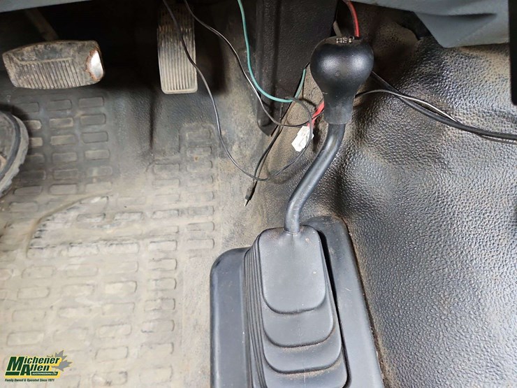 2011-ford-f250-image-21