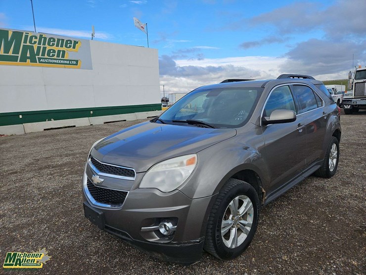 2012-chevrolet-equinox-lt-image-1