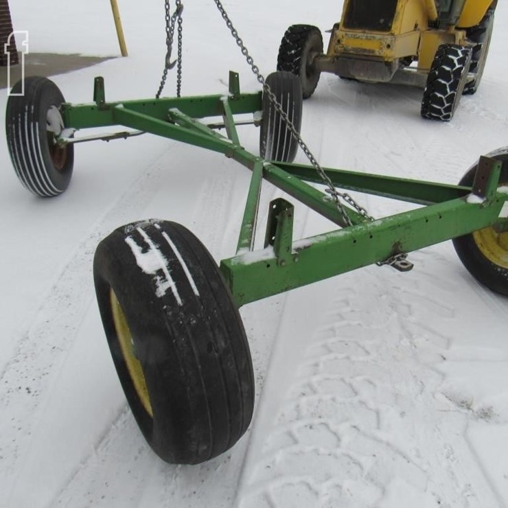 JOHN DEERE 1065A
