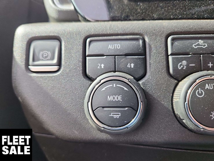 2023-chevrolet-silverado-1500-image-21