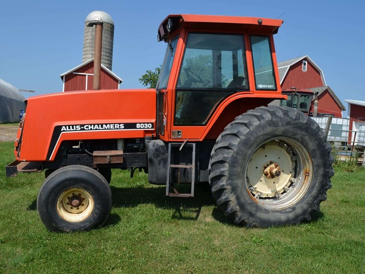 allis-chalmers-8030-image-17