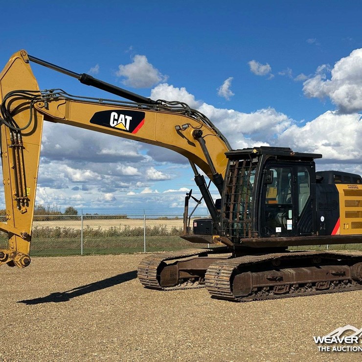 CATERPILLAR 324E