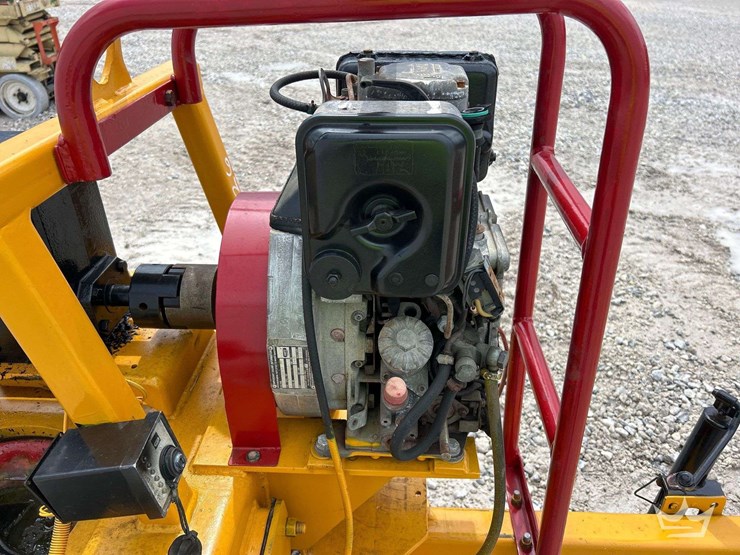 2004-towable-double-diaphragm-pump-image-7