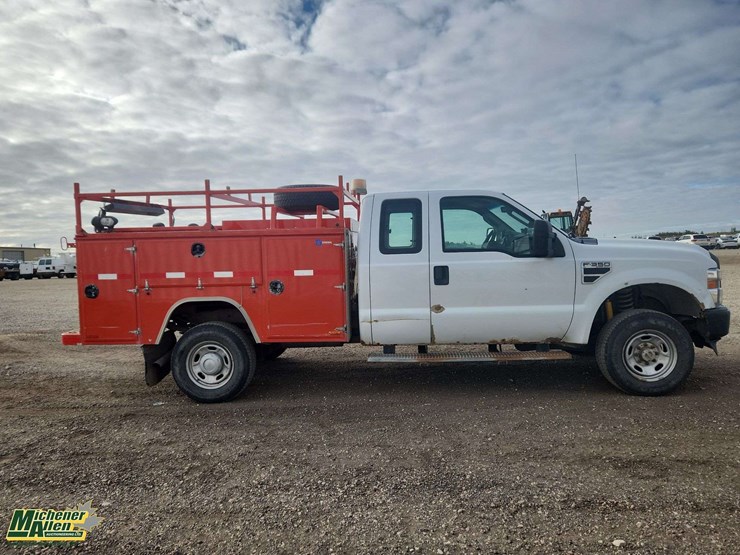 2010-ford-f350-image-7