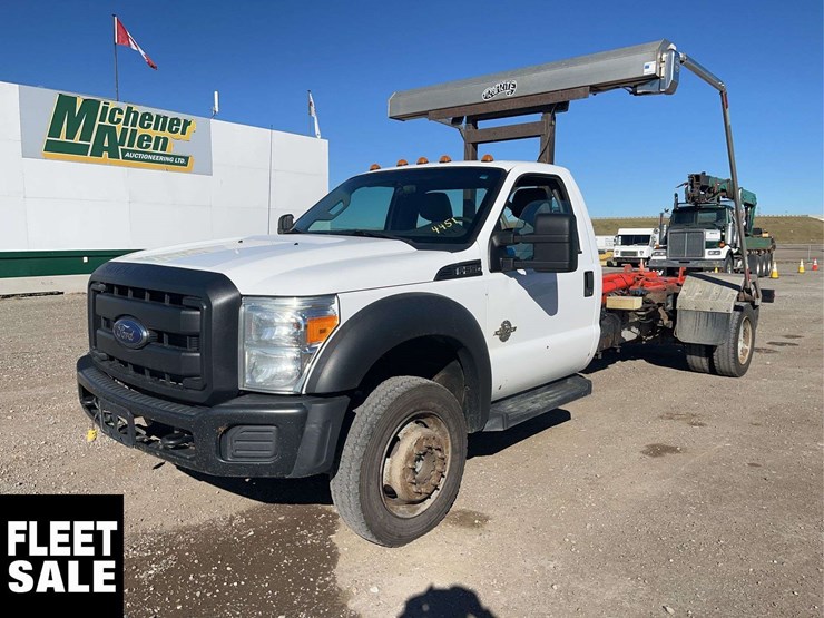 2016-ford-f550-image-1