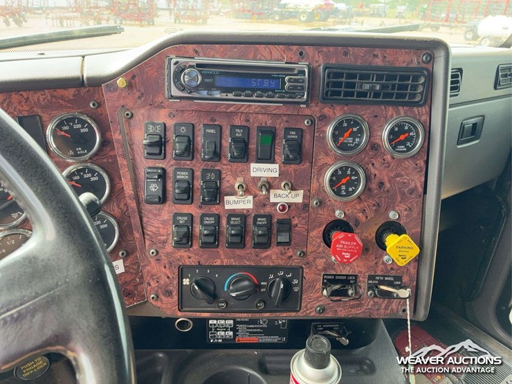 caterpillar-c15-image-11