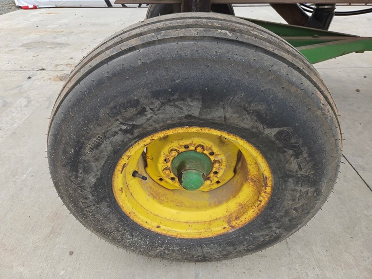 john-deere-1065a-image-25