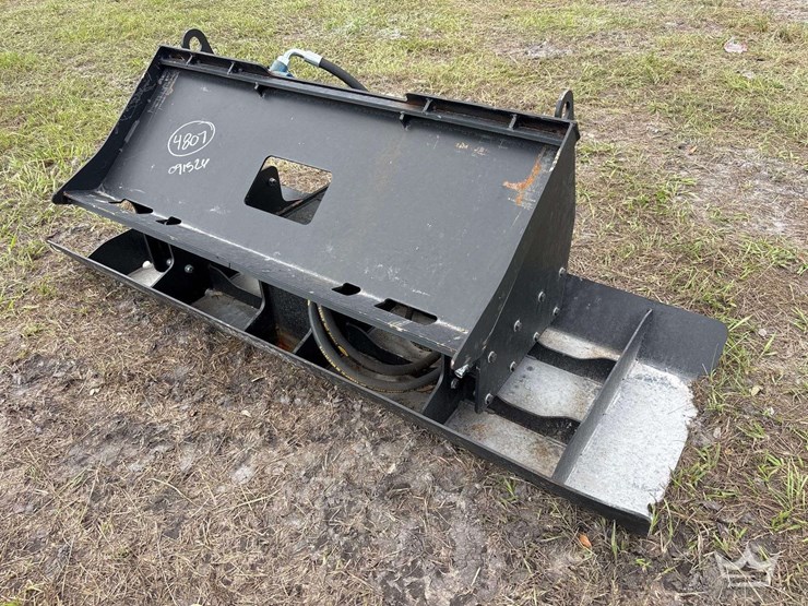 2025-pabreak-72in-hydraulic-vibratory-compactor-skid-steer-attachment-image-3