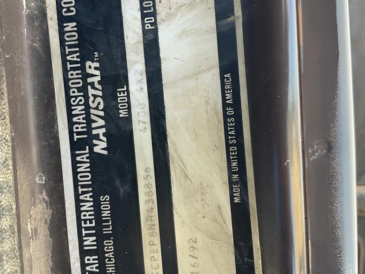 1992-international-4700-image-3
