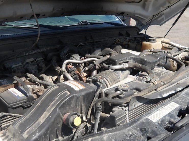 2016-ford-f550-image-8