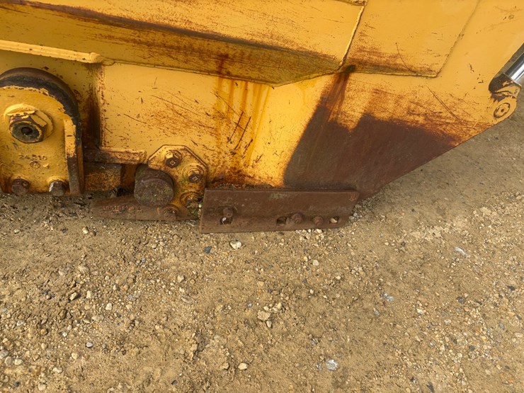 caterpillar-613-image-98